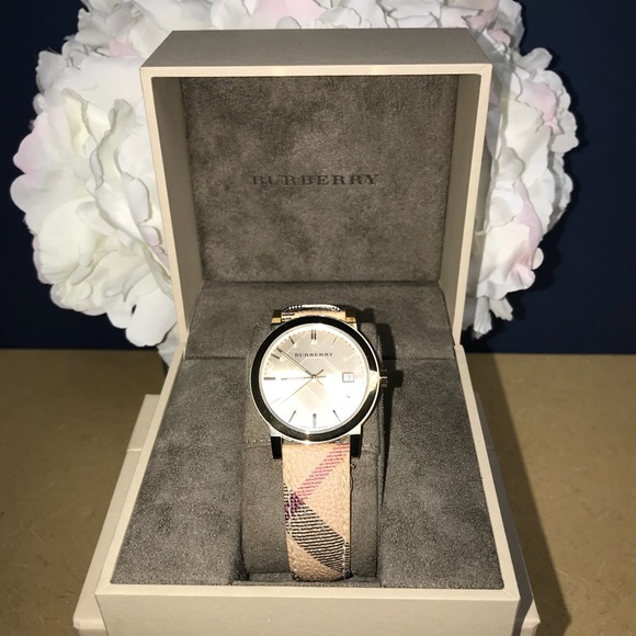 Burberry Accessories - Burberry Watch